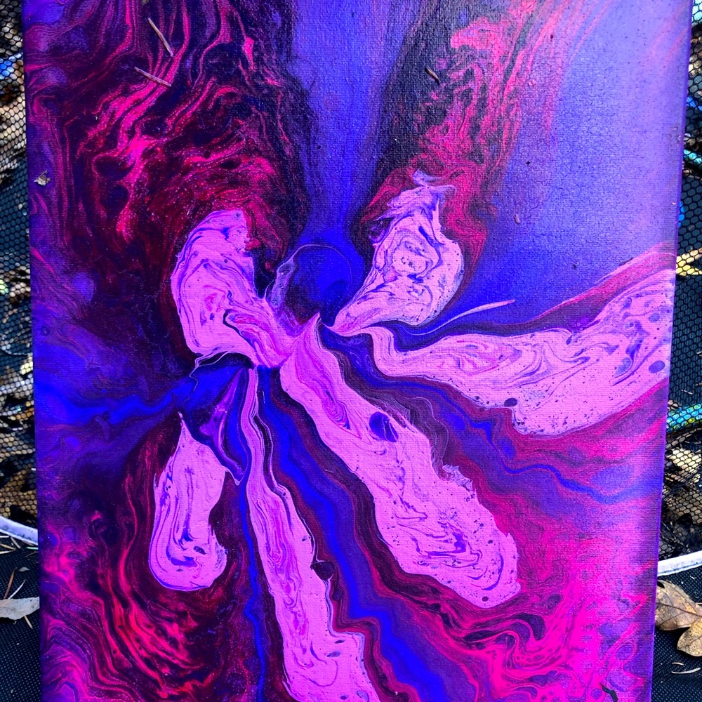 Flowering life paint pour